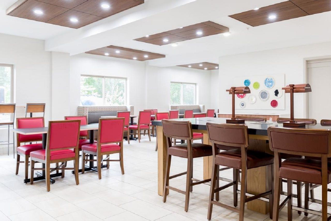 Holiday Inn Express & Suites Hood River By Ihg Экстерьер фото